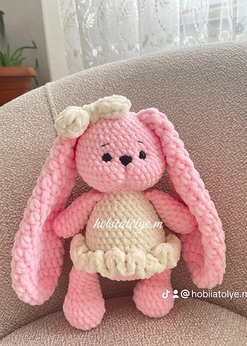 Pembe Uzun Kulaklı Tavşan - Görsel 3