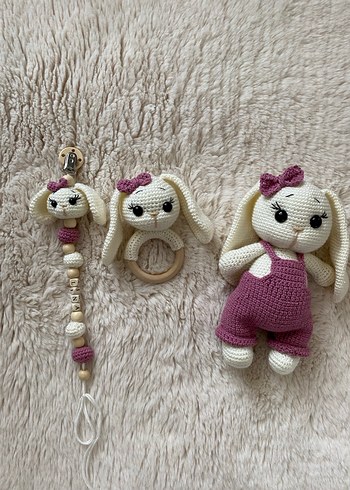 Pembe Örgü Tavşan Diş Kaşıyıcı ve Çıngırak Seti - Görsel 4