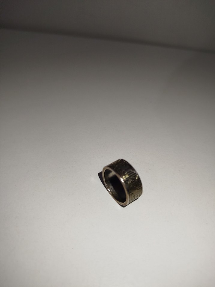 Minimalist Parlak Altın Kadın Yüzük - Görsel 2