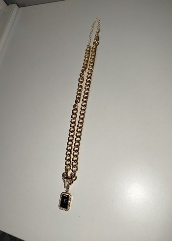 Zincir Detaylı Uzun Altın Kadın Kolye - Görsel 3