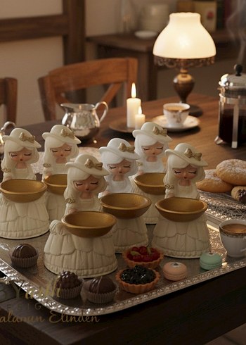 Sunumluk Kız Figür- Cs02 - Görsel 6