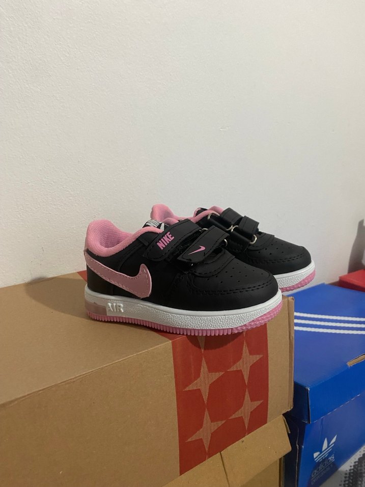 Kız Çocuk Siyah Pembe Nike Spor Ayakkabı - Görsel 2