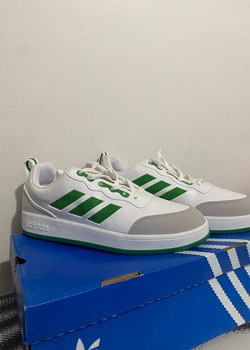 Yeşil Detaylı Beyaz Spor Ayakkabı - Görsel 4