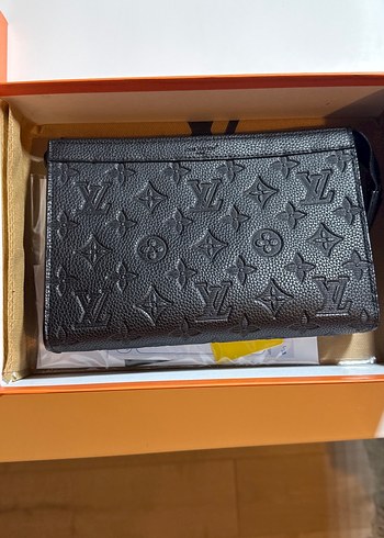 Louis Vuitton Siyah Desenli Erkek Cüzdanı ve çantası - Görsel 2