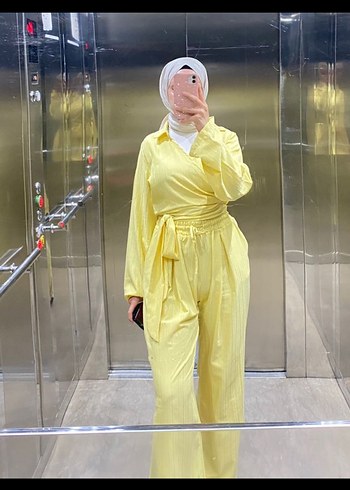 Sarı Kuşaklı Uzun Kadın Takım - Görsel 5