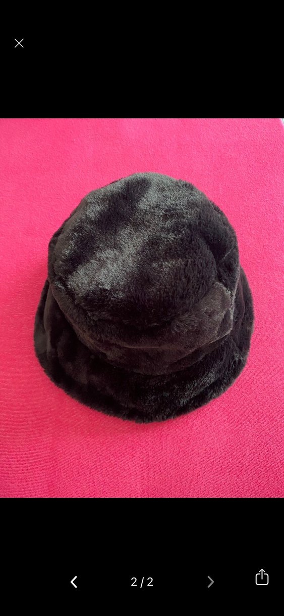 Siyah Kürklü Kadın Şapka - Görsel 2