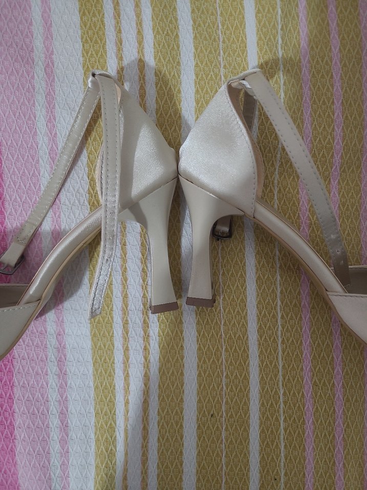 Kadın Beyaz Stiletto Topuklu Abiye Ayakkabı - Görsel 4