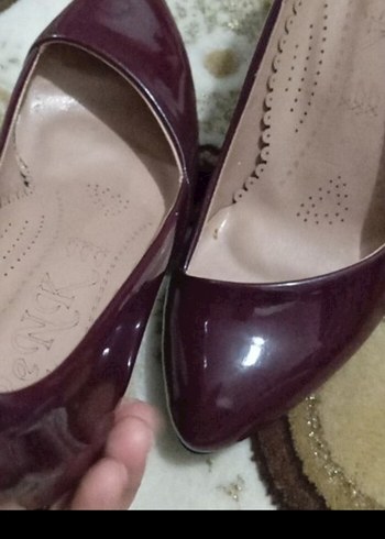 Bordo Kürklü Kadın Stiletto - Görsel 3