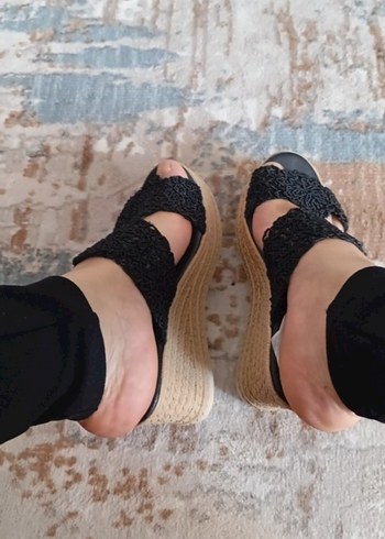 Siyah Dantel Detaylı Kadın Dolgu Topuk Espadril - Görsel 5