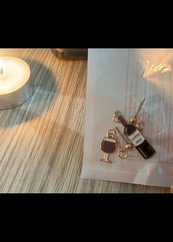 Bordo Parlak Şarap ve Bardak Küpe Seti - Görsel 2