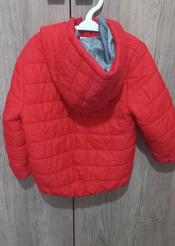 Erkek Çocuk Kırmızı Mont - Görsel 2