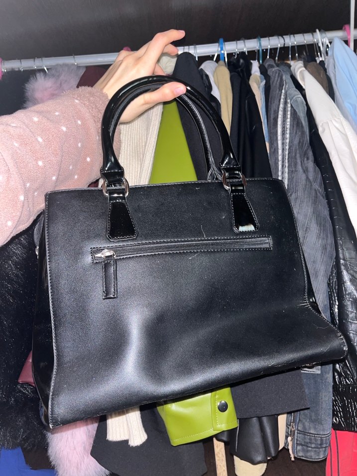 Siyah Deri Tokalı Kadın Çanta büyük - Görsel 2