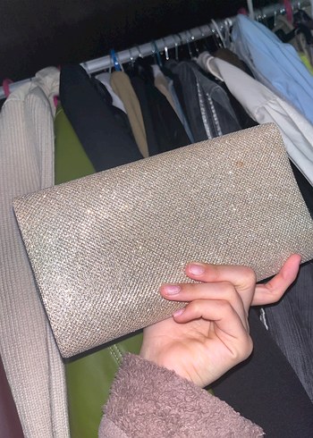 Altın Renkli Parlak Kadın Portföy Çanta - Görsel 2