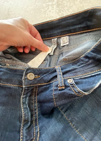 Mango Jeans Taş Işlemeli Koyu Yıkama Şort - Görsel 8