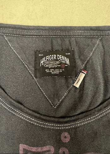 Tommy Hilfiger Denim Koleksiyonu Antrasit
Grafik Tişört Erkek L - Görsel 3