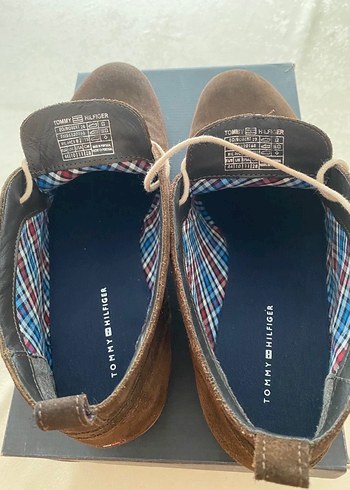 Tommy Hilfiger Orjinal Kutulu Kahverengi Süet
Desert BotRobert2B - Görsel 3