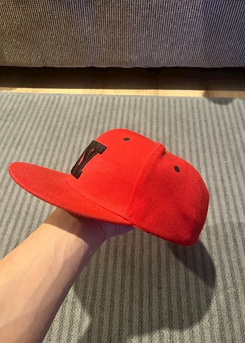 Kırmızı Sokak Stili Şapka - Görsel 2