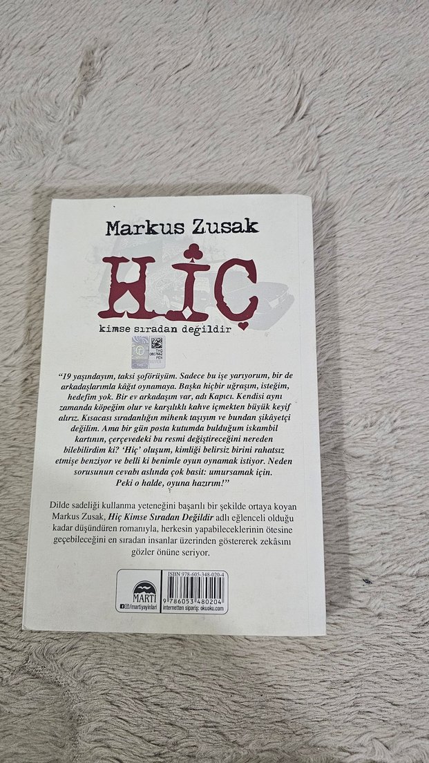 Hiç - Kimse Sıradan Değildir Markus Zusak - Görsel 2