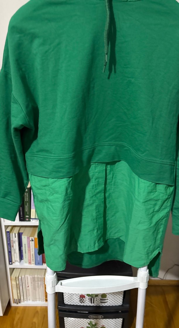 Yeşil Kapüşonlu Salaş Sweatshirt - Görsel 2