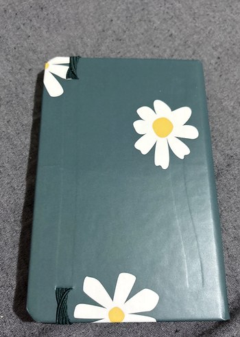 Beyaz Papatya Desenli Koyu Defter - Görsel 2