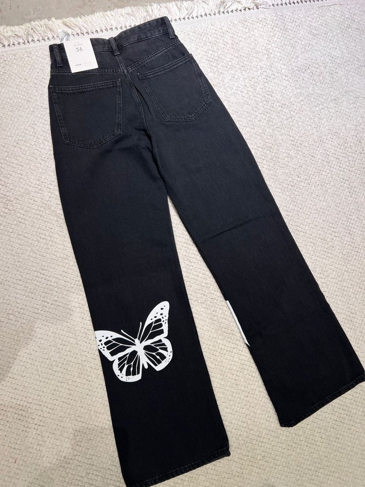 Siyah Baskılı Bol Kesim Kadın Kot Pantolon - Görsel 2