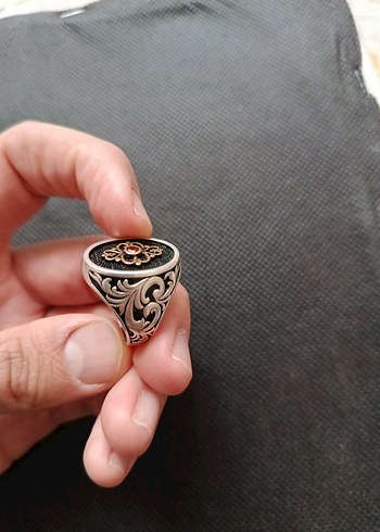 GÜMÜŞ YÜZÜK SİYAH FON DETAYLI - Görsel 4