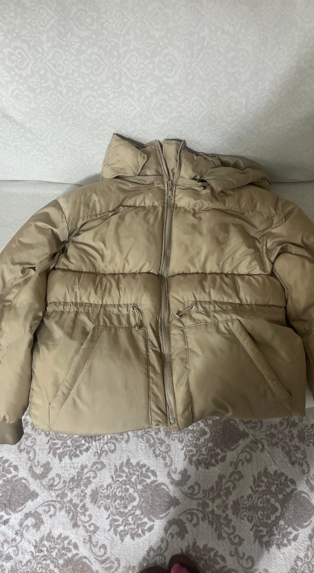 Bej Kapüşonlu Fermuarlı Kadın Kışlık Mont - Görsel 3