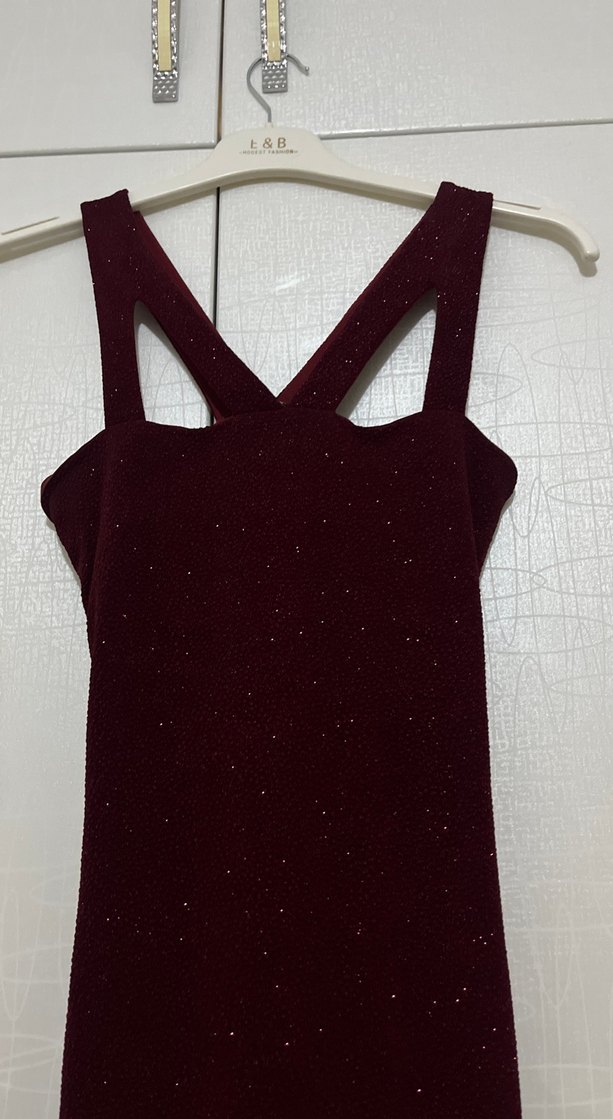 Bordo Uzun V Yaka Drapeli  Abiye Elbise - Görsel 2