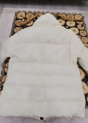 Beyaz Kadın Kışlık Kürklü Mont - Görsel 4