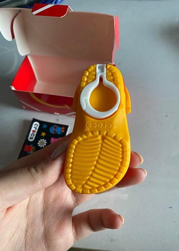 mcdonalds crocs - Görsel 3