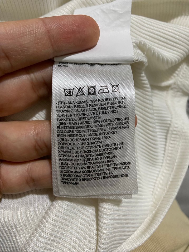 Beyaz Baskılı Kısa Kollu Kadın Tişört - Görsel 4