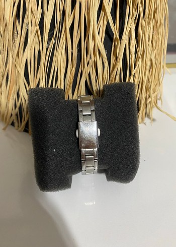 Minimalist Kadın Gri Metal Kordonlu Saat - Görsel 3