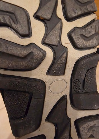 Kız Çocuk Çok Renkli Kürklü Kauçuk Bot - Görsel 5