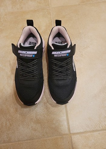 Kiz Çocuk Siyah Spor Ayakkabı Velcro skechers - Görsel 2