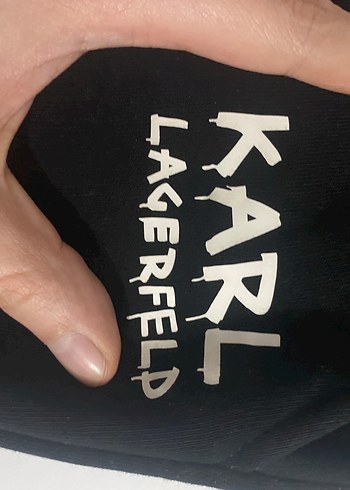 Siyah Karl Baskılı Fermuarlı Kadın Eşofman - Görsel 7