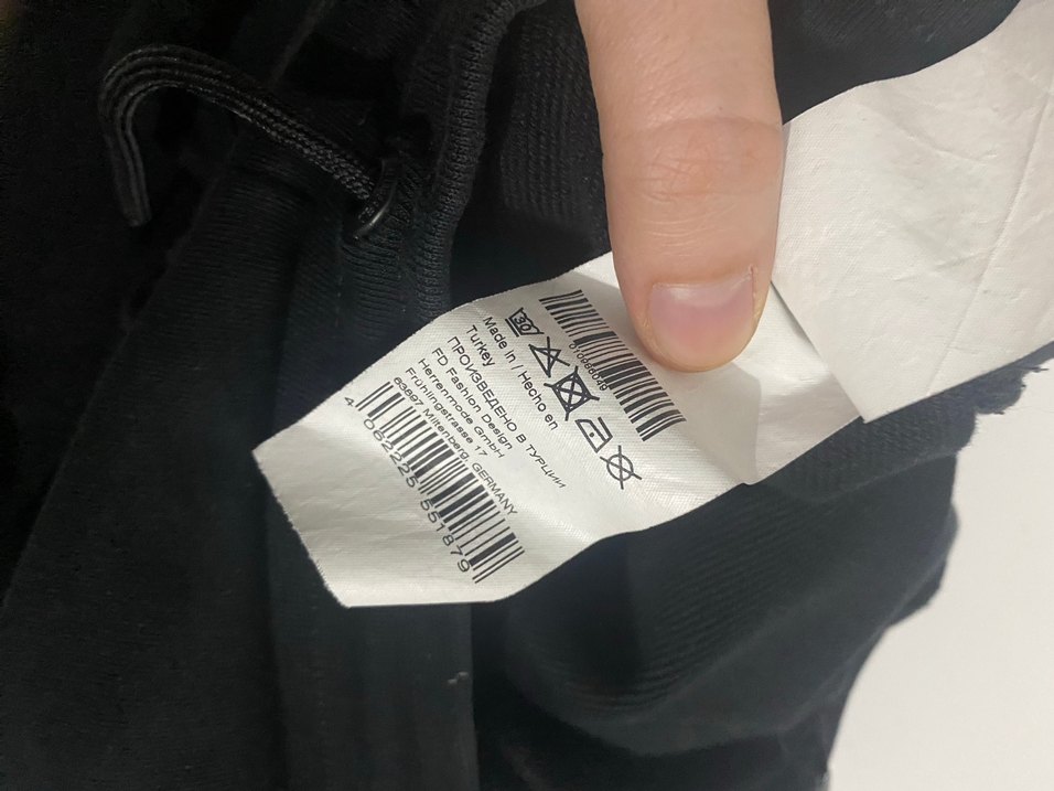 Siyah Karl Baskılı Fermuarlı Kadın Eşofman - Görsel 4