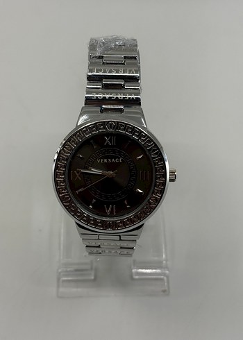 Altın Renkli Kadın Kol Saati - Görsel 2