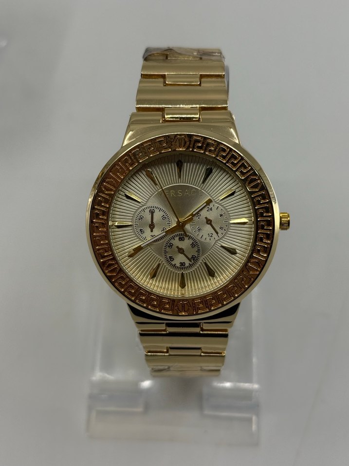 Altın Renkli Kadın Kol Saati - Görsel 3