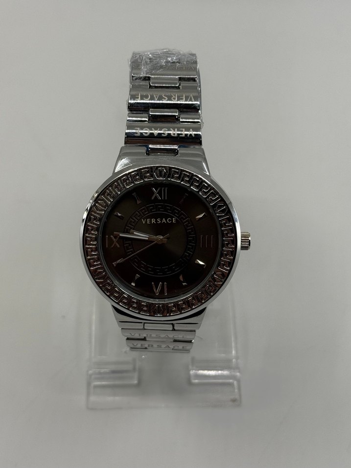 Altın Renkli Kadın Kol Saati - Görsel 2