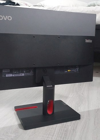 Lenovo ThinkVision 21.5" T22i-30 LCD Monitör - Görsel 2