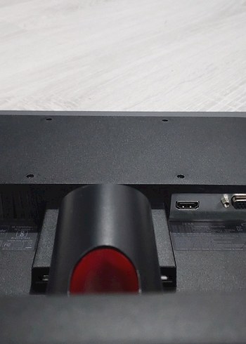 Lenovo ThinkVision 21.5" T22i-30 LCD Monitör - Görsel 3