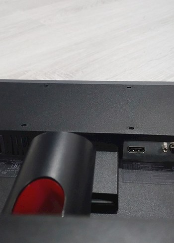 Lenovo ThinkVision 21.5" T22i-30 LCD Monitör - Görsel 3