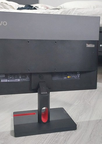 Lenovo ThinkVision 21.5" T22i-30 LCD Monitör - Görsel 2