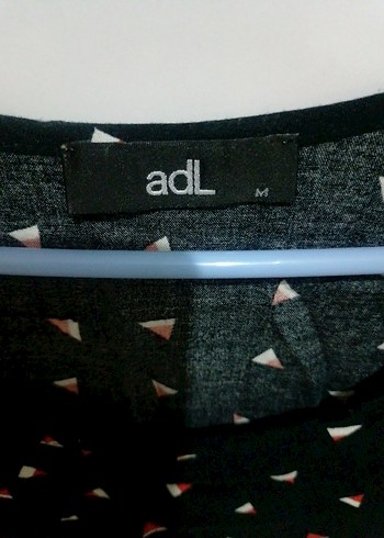 Siyah Mini V Yaka Düğmeli Kadın Bluz - Görsel 8