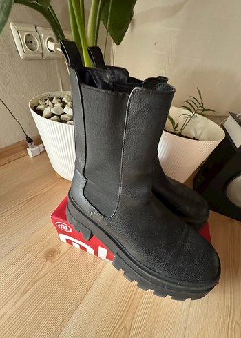 Siyah  Platform Topuklu Kadın Bot - Görsel 2