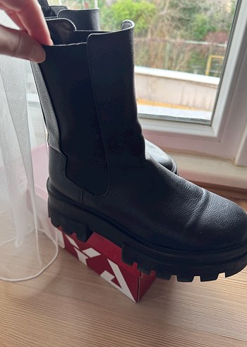 Siyah  Platform Topuklu Kadın Bot - Görsel 4