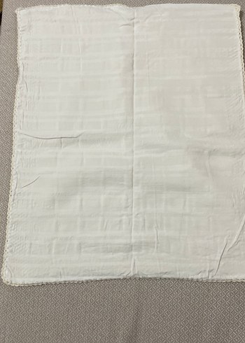 Beyaz Kareli Örgü Bebek Battaniyesi - Görsel 2