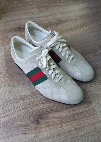 Gucci 44