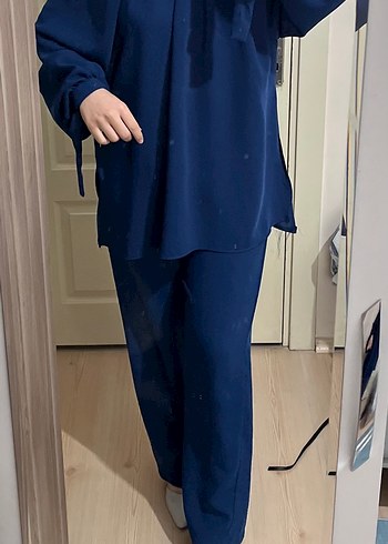 Lacivert Drapeli Yüksek Yakalı Kadın Takım 1 beden - Görsel 4