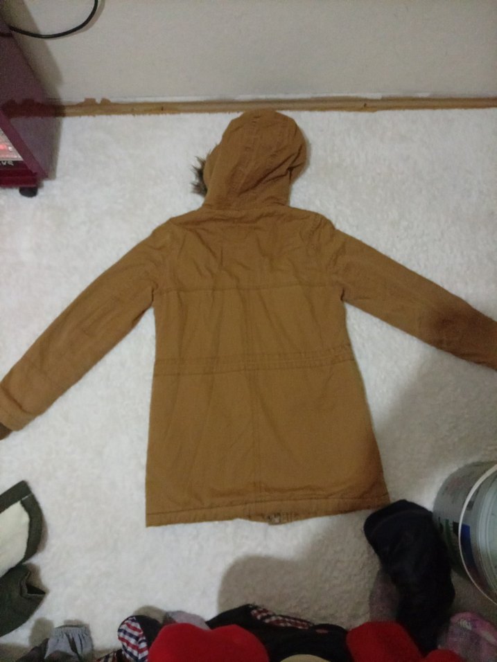 Kürklü Kapüşonlu Bej Kadın Kışlık Mont - Görsel 2